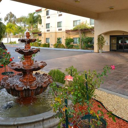 Citrus Suites Redlands Loma Linda Hotel Exterior foto
