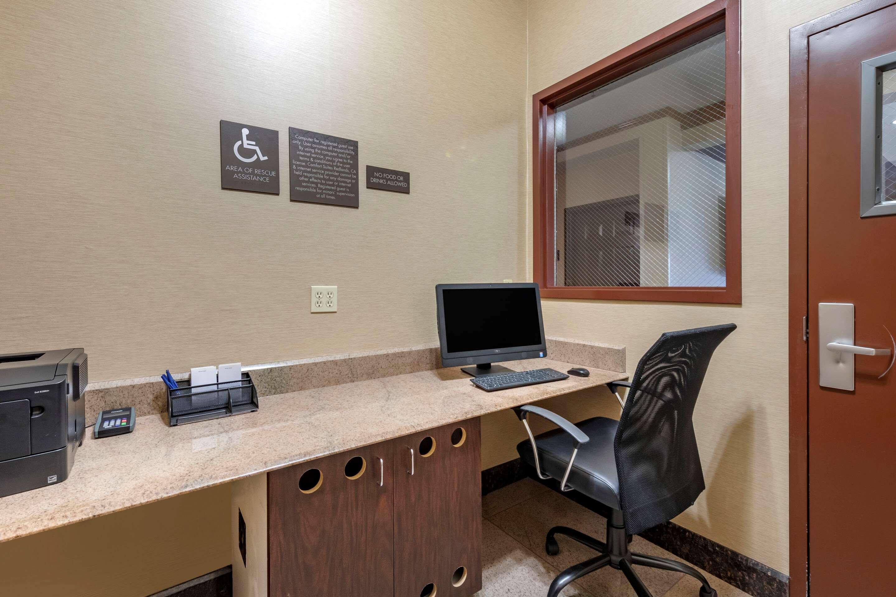 Citrus Suites Redlands Loma Linda Hotel Exterior foto